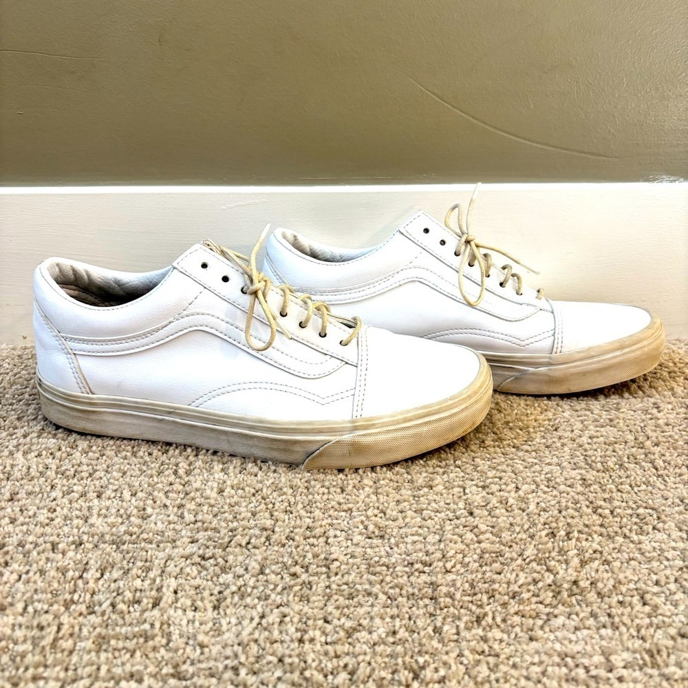 Vans White Off The Wall Sneaker - size M8.5 W10​